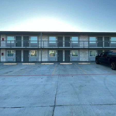 Super 8 By Wyndham Sulphur South Luaran gambar